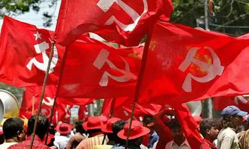 2006ലാണ് സി.പി.എം അവസാനമായി നിലമ്പൂരിൽ പാർട്ടി ചിഹ്നത്തിൽ മത്സരിച്ചത്, അന്ന് ആര്യാടൻ മുഹമ്മദിനോട് പി. ശ്രീരാമകൃഷ്ണൻ പരാജയപ്പെട്ടു