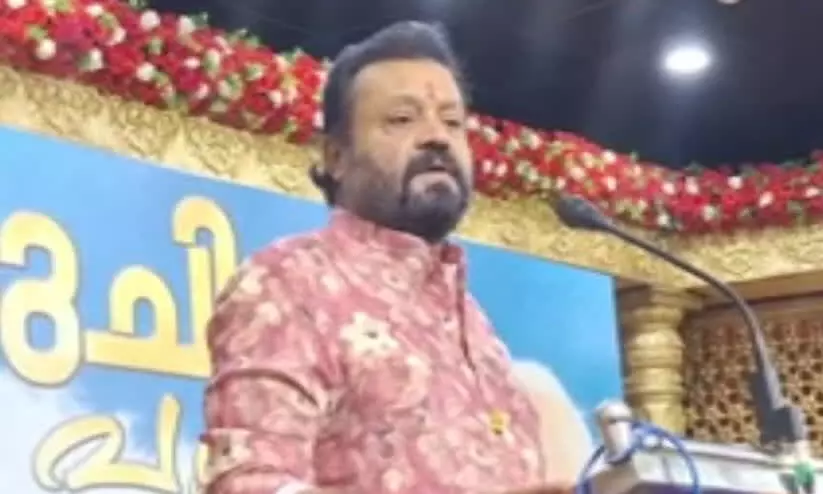 മന്ത്രി രാജനെ കെട്ടിപ്പിടിച്ച് ഞെക്കി മുത്തം നൽകാൻ ആഗ്രഹം, പൂരം ഗംഭീരമാക്കിയതിന് നന്ദി : സുരേഷ് ഗോപി മന്ത്രി രാജനെ കെട്ടിപ്പിടിച്ച് ഞെക്കി മുത്തം നൽകാൻ ആഗ്രഹം, പൂരം ഗംഭീരമാക്കിയതിന് നന്ദി : സുരേഷ് ഗോപി