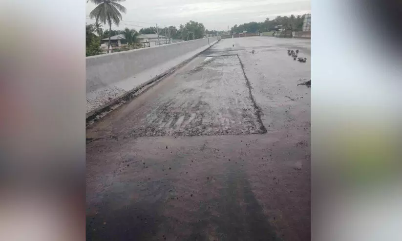 ദേശീയപാത: ചാത്തന്നൂർ ഊറാംവിളയിലും വിള്ളൽ ദേശീയപാത: ചാത്തന്നൂർ ഊറാംവിളയിലും വിള്ളൽ