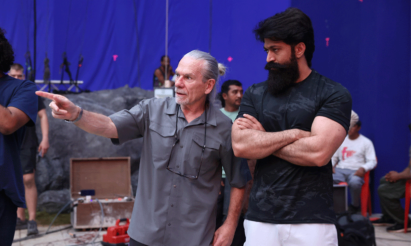 യാഷിനൊപ്പം ഹോളിവുഡ് സ്റ്റണ്ട് ഡയറക്ടർ ഗൈ നോറിസ്; വമ്പൻ ആക്ഷൻ രംഗങ്ങളുമായി രാമായണ യാഷിനൊപ്പം ഹോളിവുഡ് സ്റ്റണ്ട് ഡയറക്ടർ ഗൈ നോറിസ്; വമ്പൻ ആക്ഷൻ രംഗങ്ങളുമായി രാമായണ