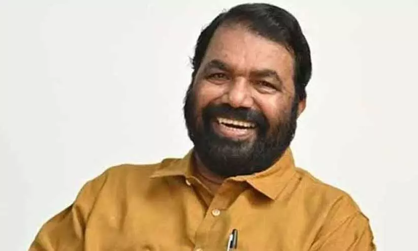 ഹൈസ്കൂൾ വിഭാഗത്തിൽ 1100 പഠന മണിക്കൂർ, യു.പിയിൽ1000; സ്കൂൾ അക്കാദമിക കലണ്ടർ സംബന്ധിച്ച ഉത്തരവിൽ മന്ത്രി ഒപ്പുവെച്ചു ഹൈസ്കൂൾ വിഭാഗത്തിൽ 1100 പഠന മണിക്കൂർ, യു.പിയിൽ1000; സ്കൂൾ അക്കാദമിക കലണ്ടർ സംബന്ധിച്ച ഉത്തരവിൽ മന്ത്രി ഒപ്പുവെച്ചു