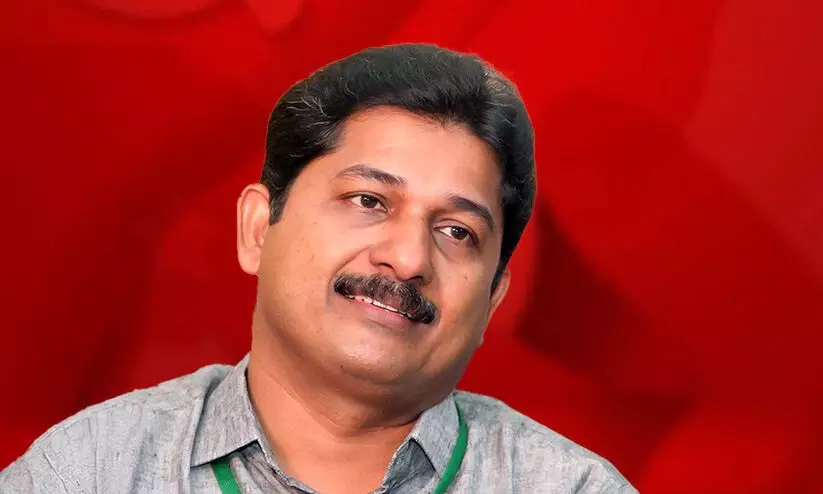 സംഘര്‍ഷങ്ങളും തര്‍ക്കങ്ങളും യുദ്ധത്തിലേക്കെത്താതെ പരിഹരിക്കപ്പെടട്ടെ, ഈ കാലത്തും യുദ്ധോന്മാദികളായ ചിലര്‍ നാട്ടിലുണ്ട് -എം. സ്വരാജ്
