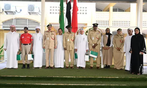 ജീ​വ​ന​ക്കാ​രെ മ​ക്ക​ളു​ടെ സാ​ന്നി​ധ്യ​ത്തി​ൽ ആ​ദ​രി​ച്ച്​ ദു​ബൈ പൊ​ലീ​സ്​