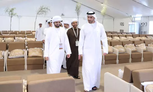 സൗദിയിലെ യു.എ.ഇ അംബാസഡർ ഹജ്ജ് ക്യാമ്പുകൾ സന്ദർശിച്ചു സൗദിയിലെ യു.എ.ഇ അംബാസഡർ ഹജ്ജ് ക്യാമ്പുകൾ സന്ദർശിച്ചു