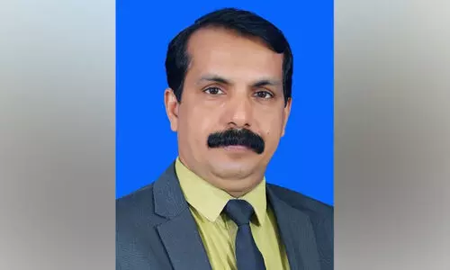 സ​ലാ​ല ഇ​ന്ത്യ​ൻ സ്കൂ​ൾ അ​സി.​വൈ​സ് പ്രി​ൻ​സി​പ്പ​ൽ സി.​കെ. വി​പി​ൻ ദാ​സി​ന് ഡോ​ക്ട​റേ​റ്റ്