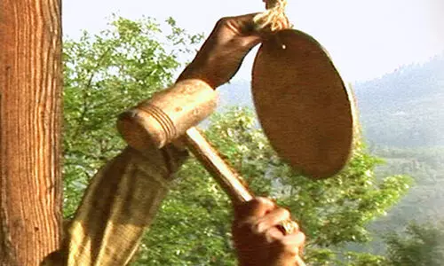 വൈ​കീ​ട്ടു​ള്ള ഇ​ട​വേ​ള പ​ത്ത്​ മി​നി​റ്റ്​; ഉച്ചഭക്ഷണ ഇടവേള 55 മിനിറ്റാക്കാൻ നിർദേശം