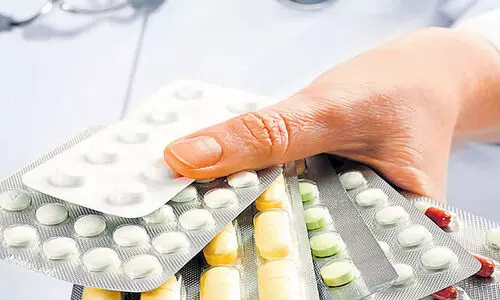 മരുന്ന് വാങ്ങലിൽ പ്രതിസന്ധി; കെ.​എം.​എ​സ്.​സി.​എ​ല്ലിന്റെ കൈയിൽ 30 ശതമാനം മരുന്നിനുള്ള​ പണം മാത്രം