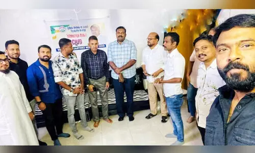 റ​ഹ്​​മാ​ൻ മു​ന​മ്പ​ത്തി​ന്​ സ്വീ​ക​ര​ണം ന​ൽ​കി