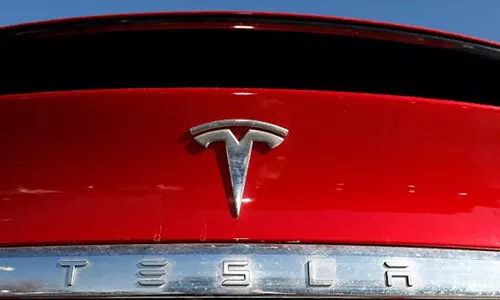 ഇന്ത്യയിൽ ഇലക്ട്രിക് കാറുകൾ നിർമിക്കാൻ ടെസ്‌ലക്ക് താൽപര്യമില്ല; ഷോറൂമുകൾ നിർമിക്കാമെന്ന്