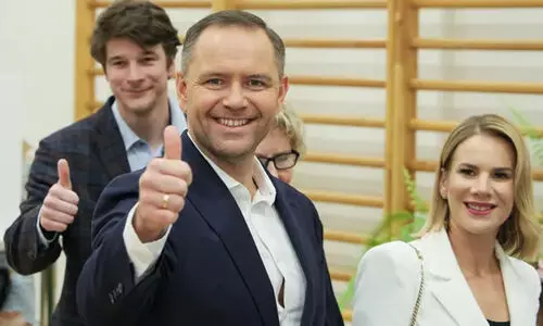 കൂടുതൽ തീവ്ര വലതുപക്ഷത്തേക്ക് യൂറോപ്; പോളണ്ടിൽ കരോൾ നവ്റോക്കി പ്രസിഡന്റ്