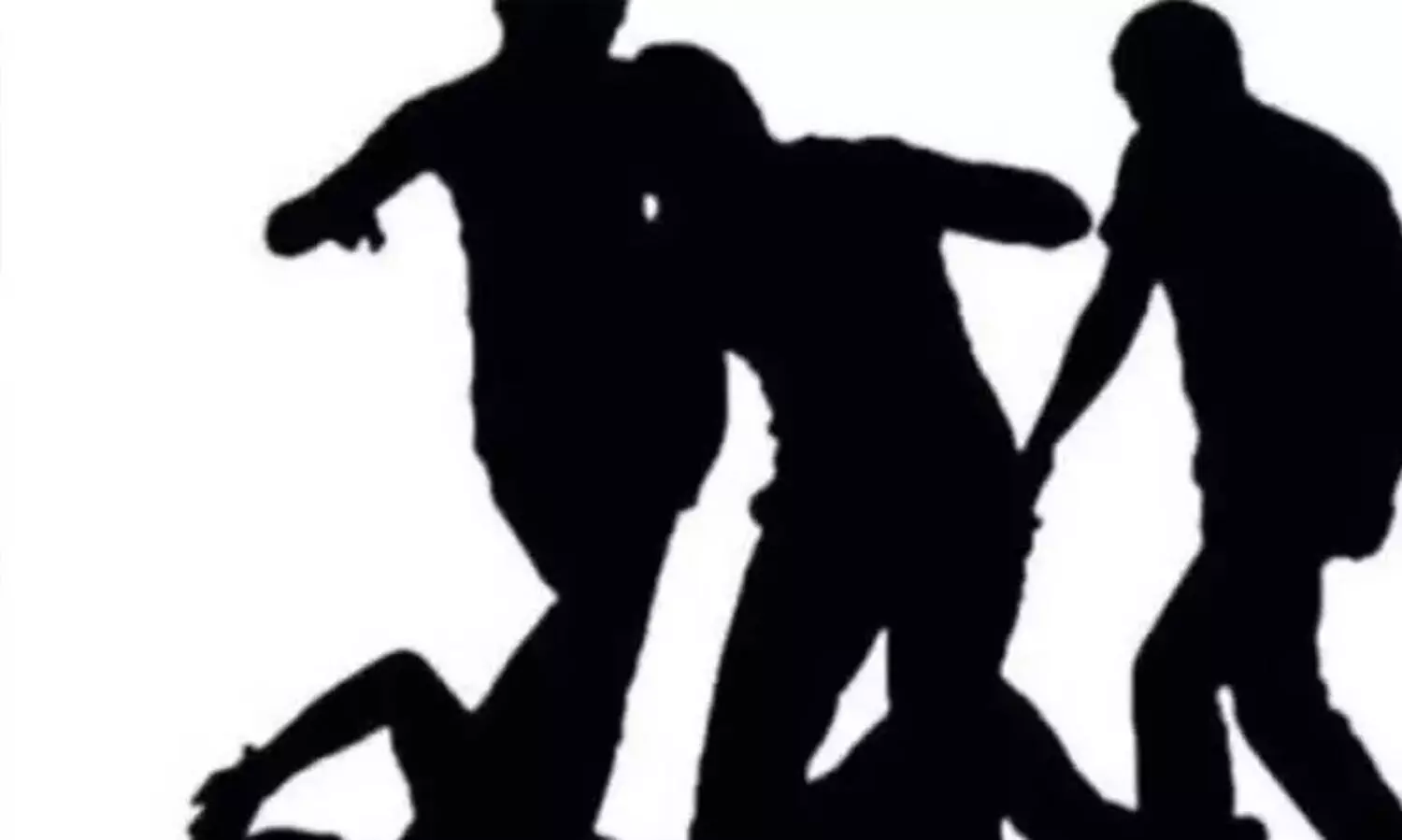 ക്ഷേ​ത്ര ഉ​ട​മ​സ്ഥാ​വ​കാ​ശ​ത്തെച്ചൊല്ലി ത​ർ​ക്ക​വും സം​ഘ​ർ​ഷ​വും; നാ​ലു​പേ​ർ​ക്ക് പ​രി​ക്ക്