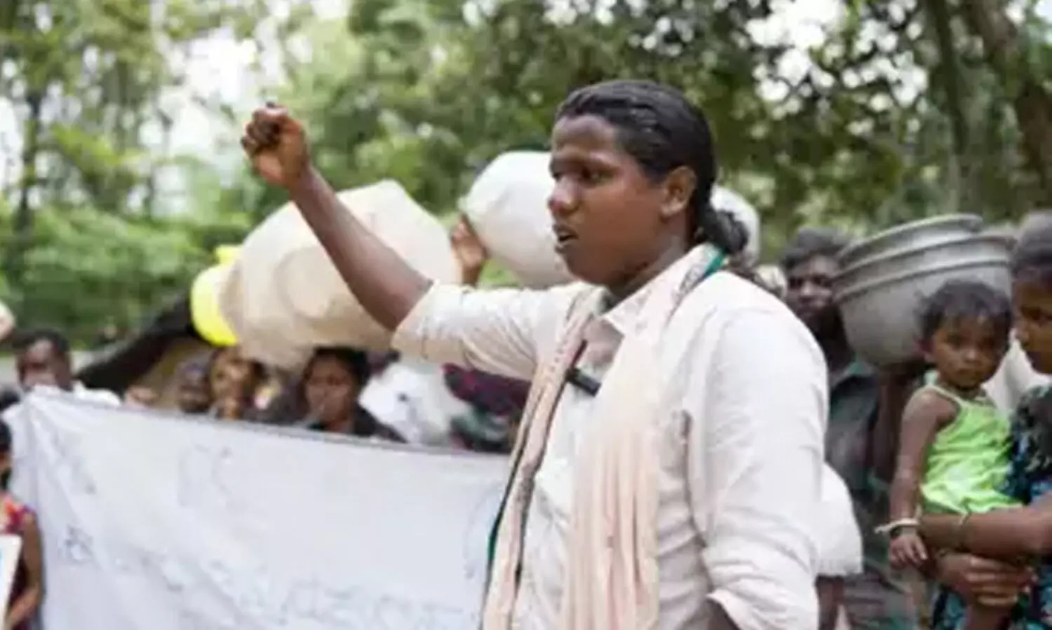 കടുവ സംരക്ഷണ പദ്ധതികളുടെയും ടൂറിസത്തിന്റെയും പേരിൽ പൈതൃക മണ്ണിൽ നിന്ന് തുടച്ചുനീക്കുന്നു; നിശബ്ദരാക്ക​പ്പെട്ട് രാജ്യത്തെ   ആദിമ നിവാസികൾ