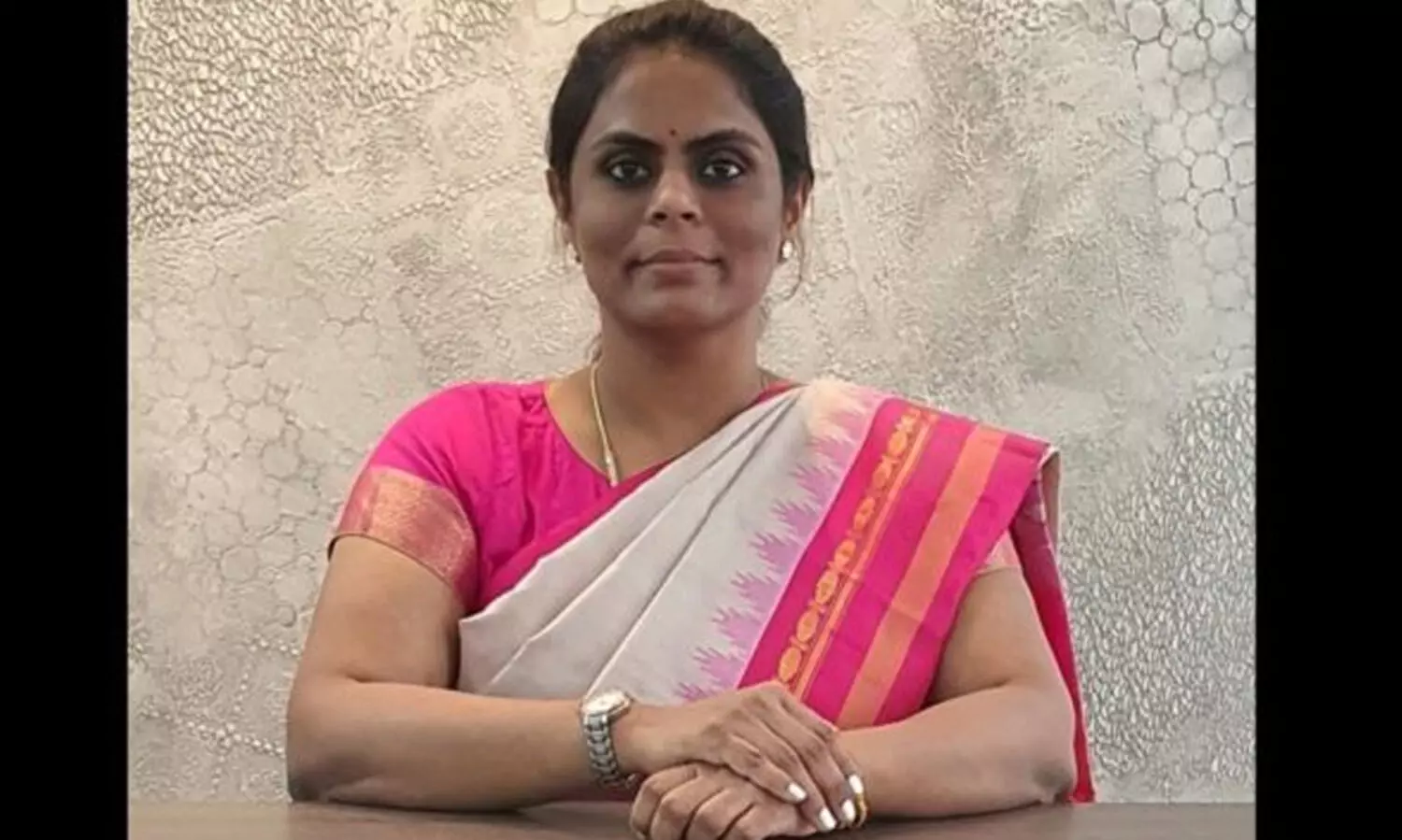 വിദ്യാർഥികളോട് ടോയിലറ്റ് വൃത്തിയാക്കാൻ ആവശ്യപ്പെട്ട ഐ.എ.എസ് ഉദ്യോഗസ്ഥക്കെതിരെ നോട്ടീസയച്ച് ദേശീയ പട്ടികജാതി കമീഷൻ