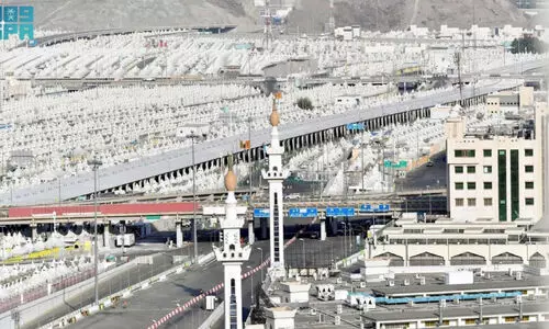 അ​ണി​ഞ്ഞൊ​രു​ങ്ങി മി​നാ താ​ഴ്‌​വാ​രം; ഹജ്ജിന് നാളെ തുടക്കം