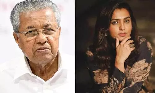 ഹേമ കമ്മിറ്റിയിൽ എന്താണ് ഇപ്പോള്‍ സംഭവിക്കുന്നത്?; മുഖ്യമന്ത്രിയോട് പാർവതി തിരുവോത്ത്