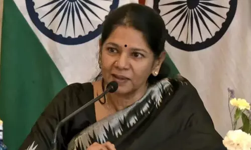 മാഡ്രിഡിലെത്തിയ ഇന്ത്യൻ സംഘത്തോടൊരു ചോദ്യം, ഇന്ത്യയുടെ രാഷ്ട്ര ഭാഷയേത്..?; ഡി.എം.കെ എം.പി കനിമൊഴിയുടെ ക്ലാസ് മറുപടി വൈറൽ