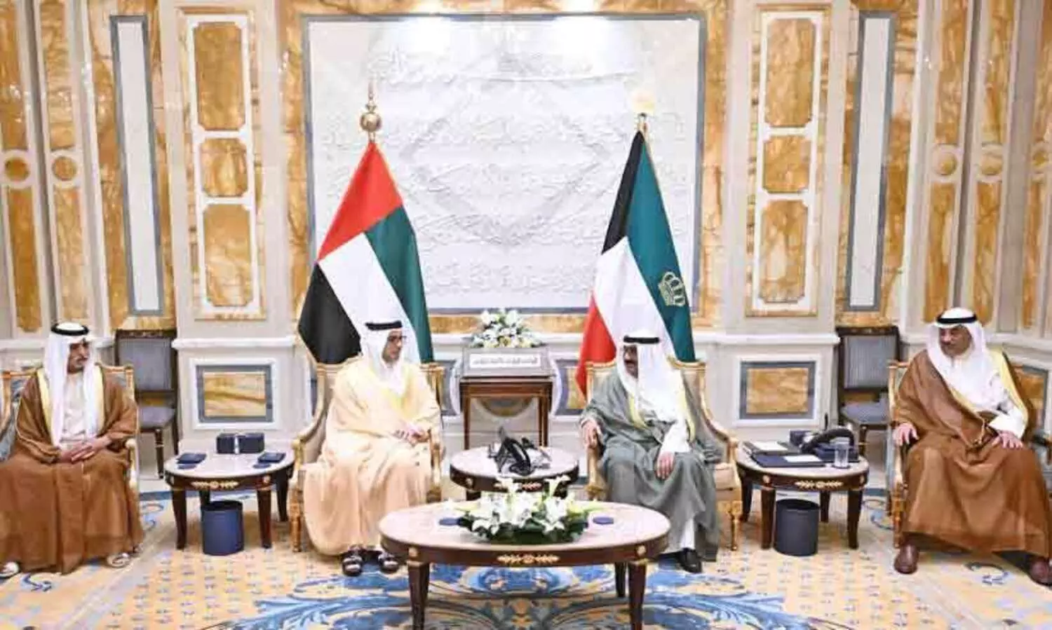 ബ​ന്ധം ശ​ക്തി​പ്പെ​ടു​ത്തി കു​വൈ​ത്തും യു.​എ.​ഇ​യും