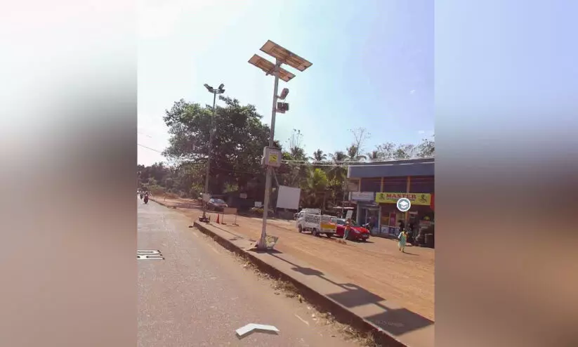 എ.ഐ കാമറ ‘ഉണർന്ന’പ്പോൾ നാട്ടുകാർക്ക് ലക്ഷം രൂപ വരെ പിഴ എ.ഐ കാമറ ‘ഉണർന്ന’പ്പോൾ നാട്ടുകാർക്ക് ലക്ഷം രൂപ വരെ പിഴ