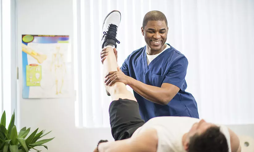 ചികിത്സ മേഖലയിൽ ജോലി നേടാൻ ബിരുദ, പി.ജി പഠനം