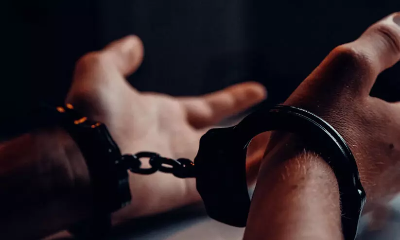 വ്യാജ നോട്ട് കേസിൽ 10 പേർ അറസ്റ്റിൽ വ്യാജ നോട്ട് കേസിൽ 10 പേർ അറസ്റ്റിൽ