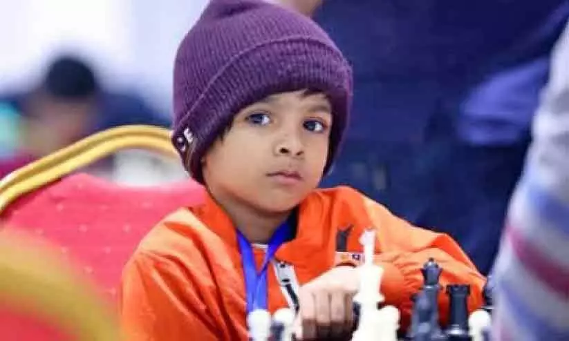 ഒ​മാ​നി​ലെ ഏ​റ്റ​വും പ്രാ​യം കു​റ​ഞ്ഞ ഫി​ഡെ റേ​റ്റ് ചെ​സ് താ​ര​മാ​യി മ​ല​യാ​ളി വി​ദ്യാ​ർ​ഥി