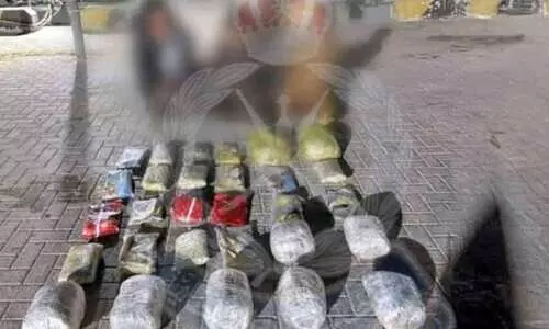 35 കി​ലോ​യി​ല​ധി​കം മ​യ​ക്കു​മ​രു​ന്നു​മാ​യി​ മൂ​ന്നു നു​ഴ​ഞ്ഞു​ക​യ​റ്റ​ക്കാ​ർ പി​ടി​യി​ൽ