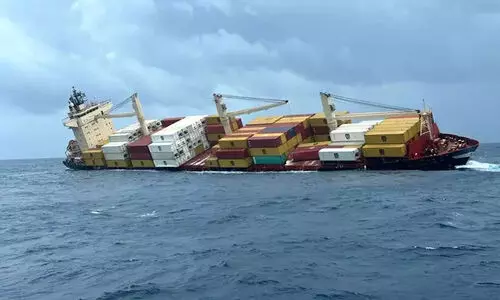 ആശ്വാസ പദ്ധതി പര്യാപ്തമല്ല; വസ്തുത വിരുദ്ധമായ പ്രസ്താവന വിഷയം വഷളാക്കും; മുഖ്യമന്ത്രിക്ക് നിവേദനവുമായി കേരള മത്സ്യത്തൊഴിലാളി ഐക്യവേദി