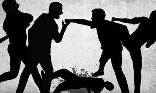 ഒമ്പതാം ക്ലാസ് വിദ്യാർഥിക്ക് പത്താം ക്ലാസ് വിദ്യാർഥികളുടെ ക്രൂര മർദനം; നാലുപേർക്ക് സസ്പെൻഷൻ