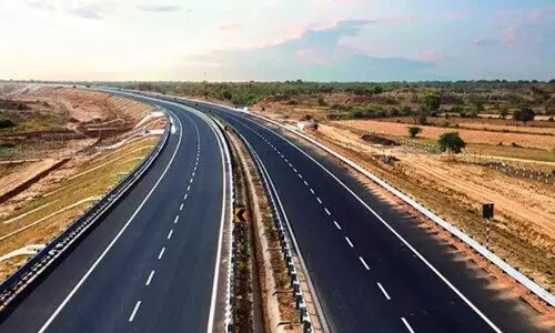 സം​സ്ഥാ​ന​ത്തെ റോ​ഡ് വി​ക​സ​നം: 6,700 കോ​ടിയു​ടെ പ​ദ്ധ​തി​ക്ക് കേ​ന്ദ്ര അ​നു​മ​തി