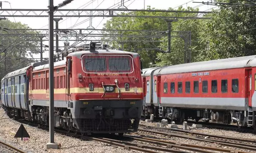 കേ​ര​ള​ത്തി​ലേ​ക്കു​ള്ള ട്രെ​യി​ൻ സ​ർ​വി​സു​ക​ളി​ൽ ക്ര​മീ​ക​ര​ണം