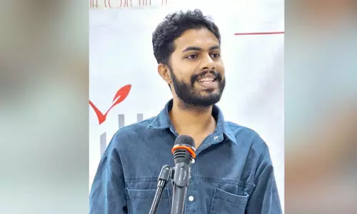 ‘ഇ​ന്ദു​ലേ​ഖ’​ തി​രു​ത്തി​വാ​യി​ച്ച് ചി​ല്ല മേ​യ്‌ മാ​സ പ​രി​പാ​ടി