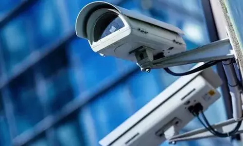 നിരീക്ഷിക്കാൻ സ്മാർട്ട് തെർമൽ കാമറകൾ നിരീക്ഷിക്കാൻ സ്മാർട്ട് തെർമൽ കാമറകൾ