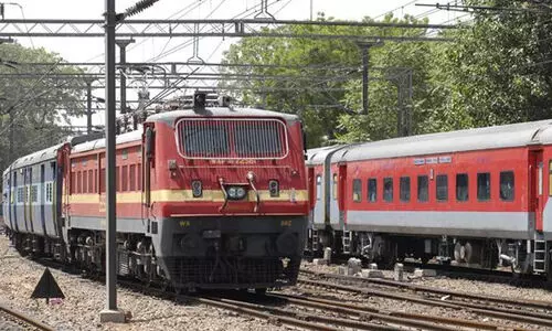 കേ​ര​ള​ത്തി​ലേ​ക്കു​ള്ള ട്രെ​യി​ൻ സ​ർ​വി​സു​ക​ളി​ൽ ക്ര​മീ​ക​ര​ണം