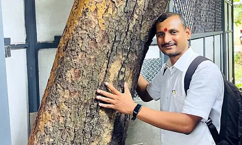 കു​ള​ങ്ങ​ളു​ടെ സം​ര​ക്ഷ​ണ​ത്തി​ന് ഒ​റ്റ​യാ​ൾ പോ​രാ​ട്ടം