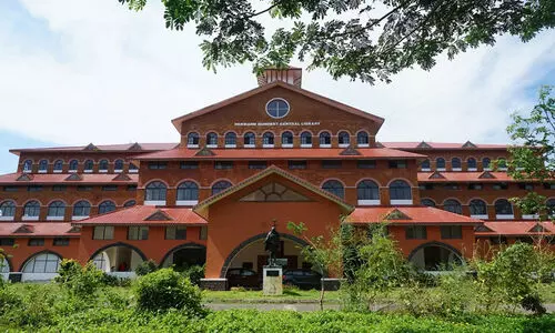 കണ്ണൂർ സർവകലാശാലയിൽ നിരീക്ഷണ സമിതി രൂപീകരിച്ച ഉത്തരവ് പിൻവലിച്ചു