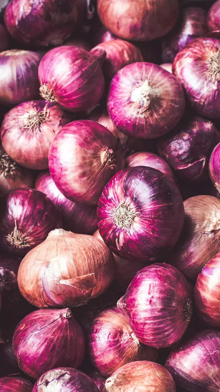 സവാള ഭക്ഷണത്തിൽ ഉൾപെടുത്താറുണ്ടോ? എങ്കിൽ ഇവ അറിഞ്ഞിരിക്കാം