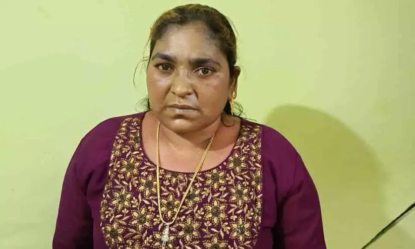 വിദേശത്ത് ജോലി വാഗ്ദാനംചെയ്ത് തട്ടിപ്പ്: യുവതി പിടിയിൽ