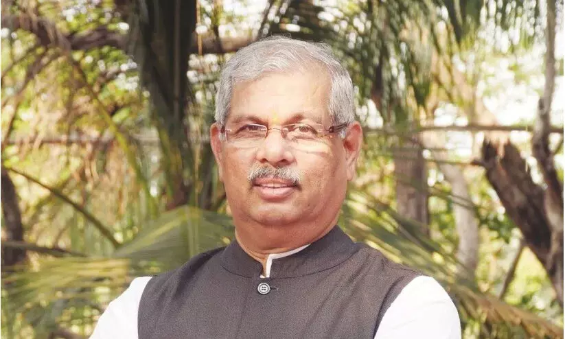 വി.സി നിയമനം: കേസ് നടത്താൻ സർവകലാശാലകളോട് പണം ചോദിച്ച് ഗവർണർ; 11 ലക്ഷം നല്‍കണമെന്ന് ആവശ്യം