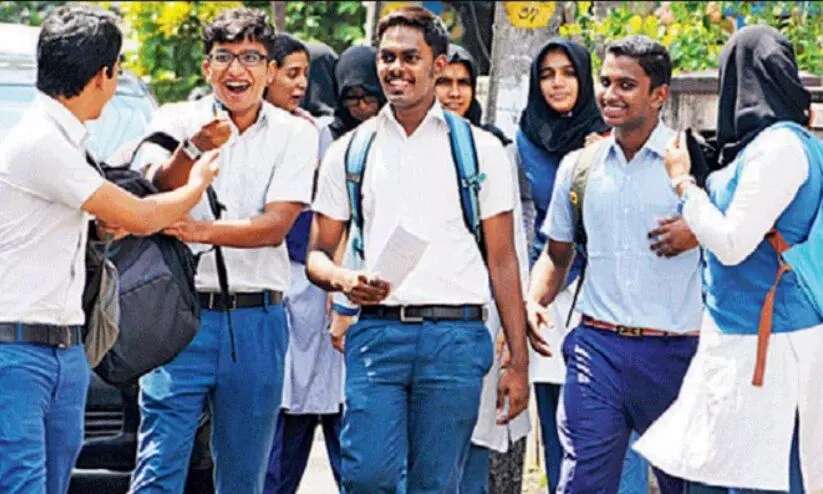 പ്ലസ് വൺ പ്രവേശനം: മെറിറ്റ് ക്വാട്ടയിൽ 2,49,540 വിദ്യാർഥികൾക്ക് ആദ്യ അലോട്ട്‌മെന്റ്‌