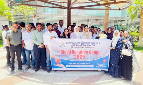 ര​ക്ത​ദാ​ന ക്യാ​മ്പ്​ സം​ഘ​ടി​പ്പി​ച്ചു