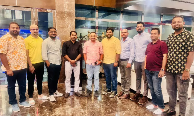 ഡീൻ കുര്യാക്കോസ് എം.പിയെ ഐ.വൈ.സി.സി ബഹ്റൈൻ പ്രതിനിധികൾ സന്ദർശിച്ചു ഡീൻ കുര്യാക്കോസ് എം.പിയെ ഐ.വൈ.സി.സി ബഹ്റൈൻ പ്രതിനിധികൾ സന്ദർശിച്ചു