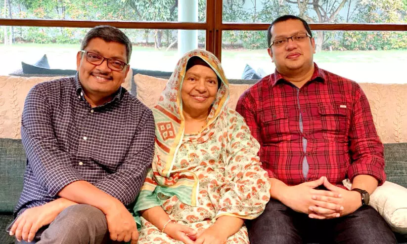 ഉമ്മ എന്ന സ്നേഹ മന്ത്രം​​