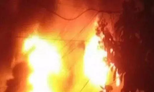 തിരുവനന്തപുരത്ത് സ്കൂട്ടർ ഷോറൂമിൽ തീപിടിത്തം