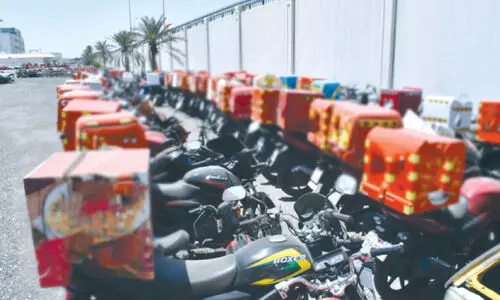 ഡെ​ലി​വ​റി വാ​ഹ​ന​ങ്ങ​ൾ ഇ​ല​ക്ട്രി​ക് വാ​ഹ​ന​ങ്ങ​ളി​ലേ​ക്ക് മാ​റ്റ​ണ​മെ​ന്ന് നി​ർ​ദേ​ശം