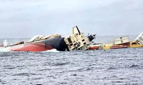 കപ്പൽഛേദം ചേതം ആർക്ക്