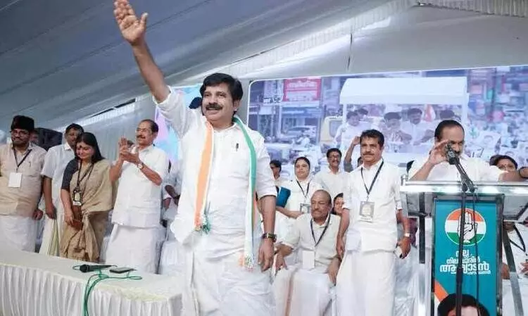 നിലമ്പൂർ ആർക്കാണ്  വിലാപമാവുക?