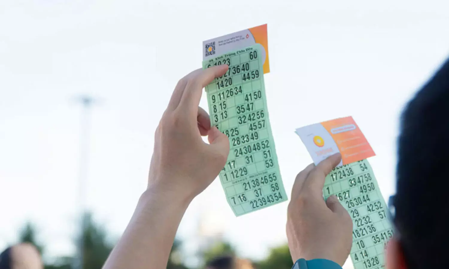 ഒമ്പത് മാസത്തിനിടെ മൂന്ന് തവണ ലോട്ടറിയടിച്ചു; ലഭിച്ചത് 15 കോടി