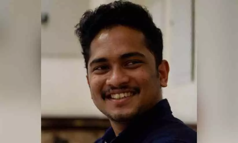 തൃശൂര് സ്വദേശി ദുബൈയില് സ്കൂബ ഡൈവിങ്ങിനിടെ മരിച്ചു തൃശൂര് സ്വദേശി ദുബൈയില് സ്കൂബ ഡൈവിങ്ങിനിടെ മരിച്ചു