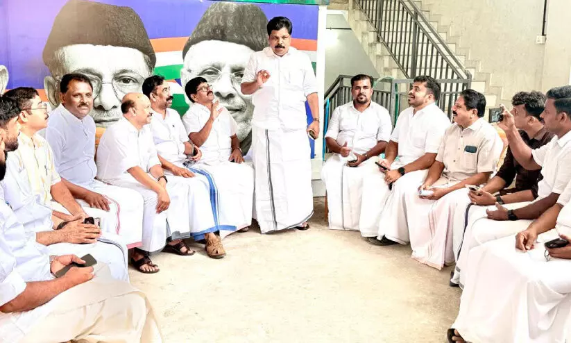 നി​ല​മ്പൂ​ര്‍ ഉ​പ​തെ​ര​ഞ്ഞെ​ടു​പ്പ്; ആ​ര്യാ​ട​ന്‍ ഷൗ​ക്ക​ത്തി​​ന്റെ പ്ര​ചാ​ര​ണത്തി​ന്​ റി​യാ​ദ് ഒ.​ഐ.​സി.​സി