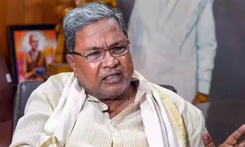 ബം​ഗ​ളൂ​രു സ്റ്റേ​ഡി​യ​ത്തി​ൽ 11 പേ​രു​ടെ മ​ര​ണം; മു​ഖ്യ​മ​ന്ത്രി​യെ അ​റി​യി​ക്കാ​ൻ ര​ണ്ടു മ​ണി​ക്കൂ​ർ വൈ​കി​ച്ചു